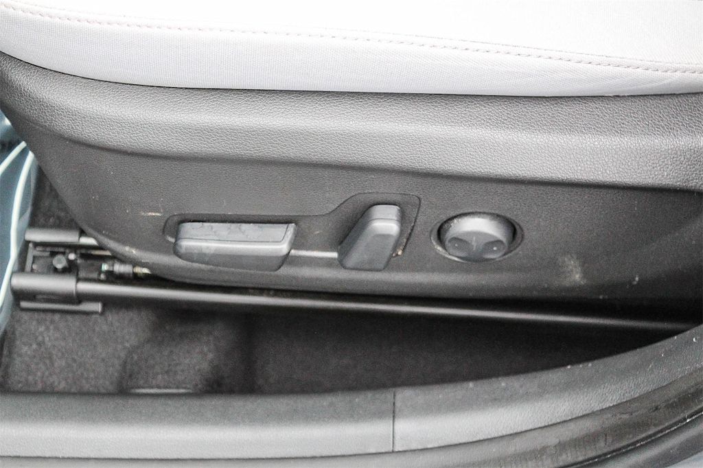 Thumbnail: 2023 Hyundai Kona - 29