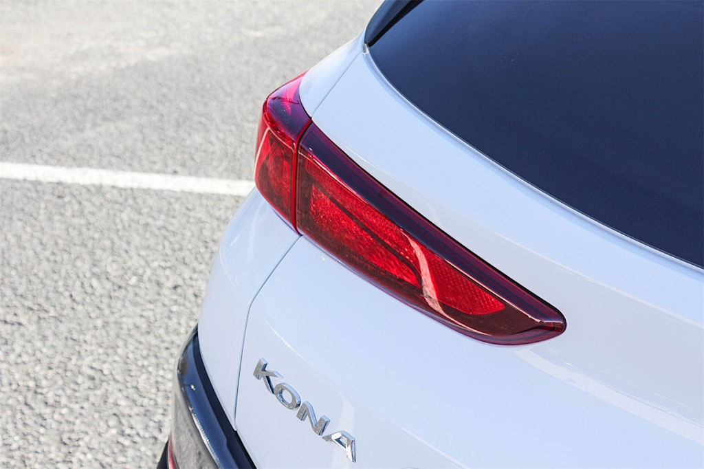 Thumbnail: 2023 Hyundai Kona - 6