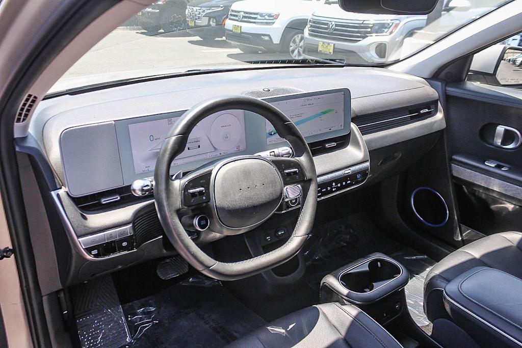 Thumbnail: 2023 Hyundai Ioniq 5 - 12