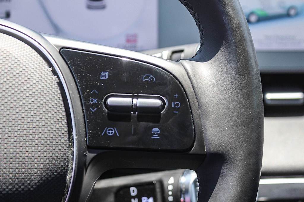 Thumbnail: 2023 Hyundai Ioniq 5 - 30