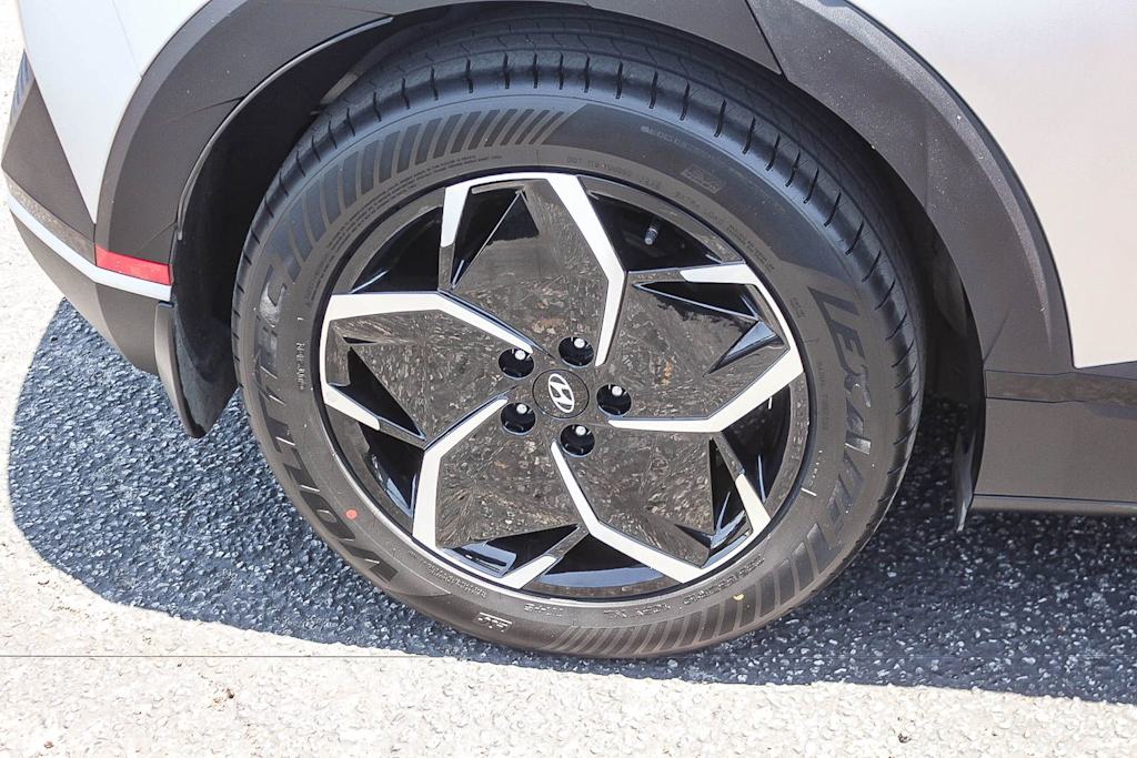 Thumbnail: 2023 Hyundai Ioniq 5 - 6