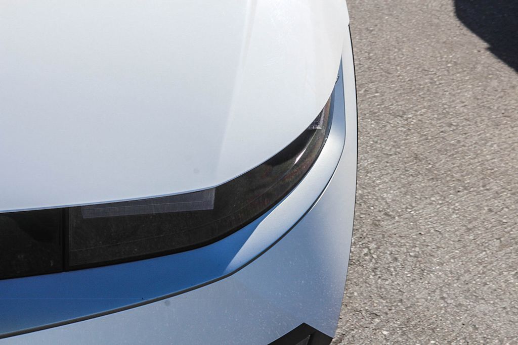 Thumbnail: 2024 Hyundai Ioniq 5 - 21