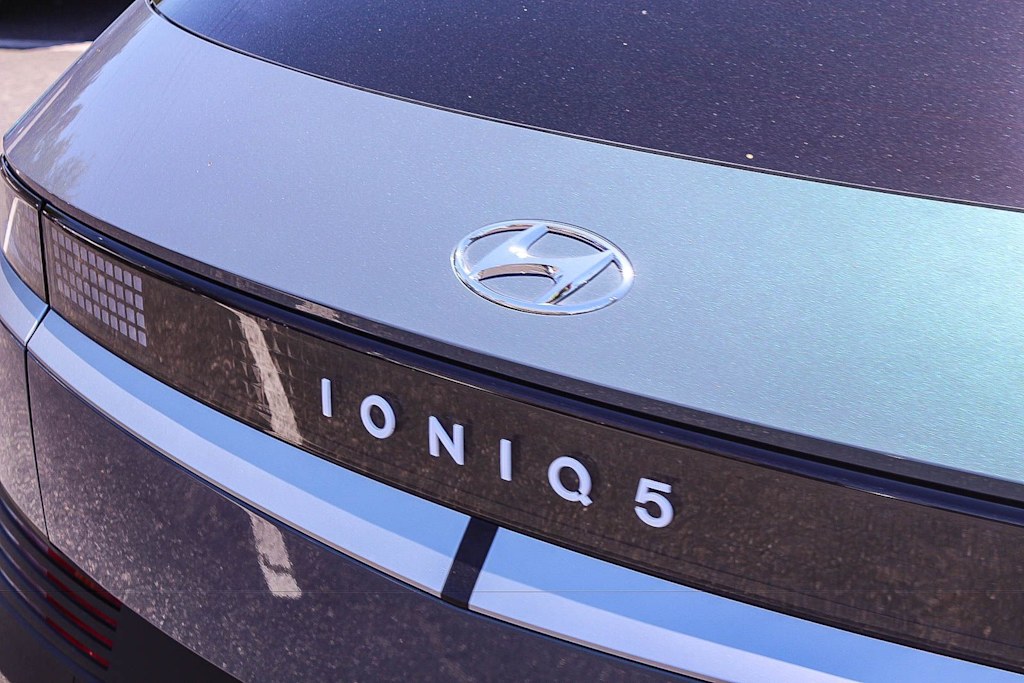Thumbnail: 2024 Hyundai Ioniq 5 - 19