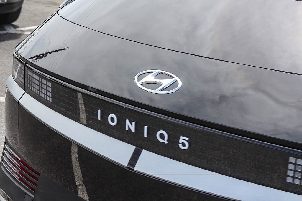 Thumbnail: 2024 Hyundai Ioniq 5 - 19