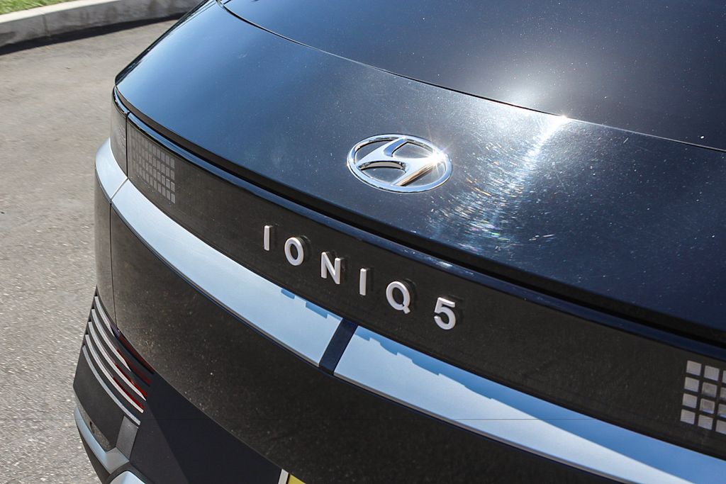 Thumbnail: 2024 Hyundai Ioniq 5 - 19