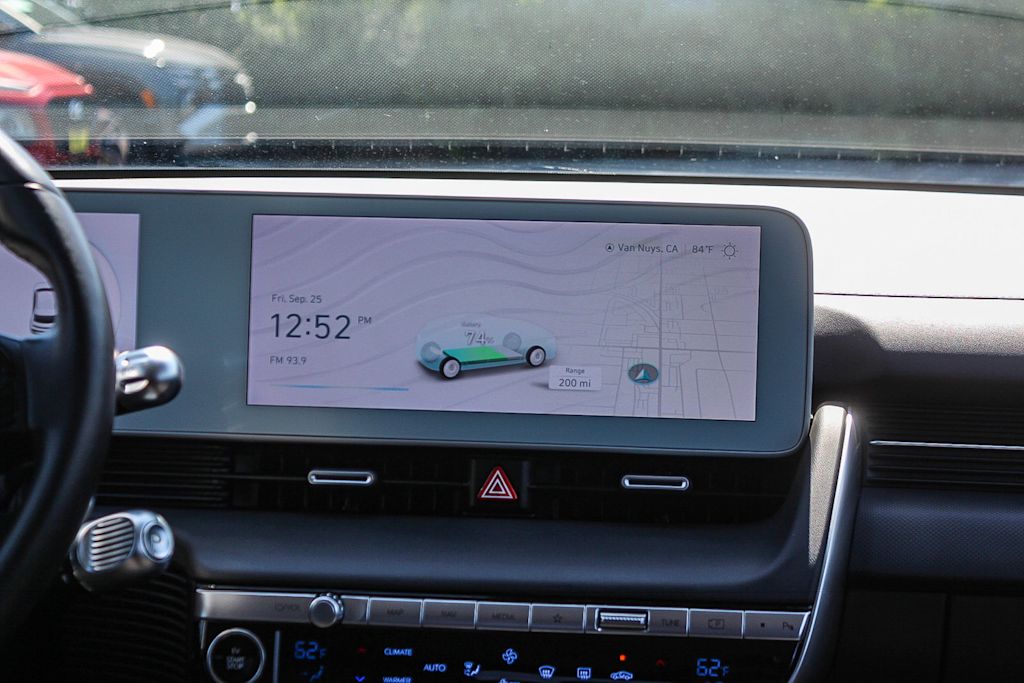 Thumbnail: 2024 Hyundai Ioniq 5 - 25