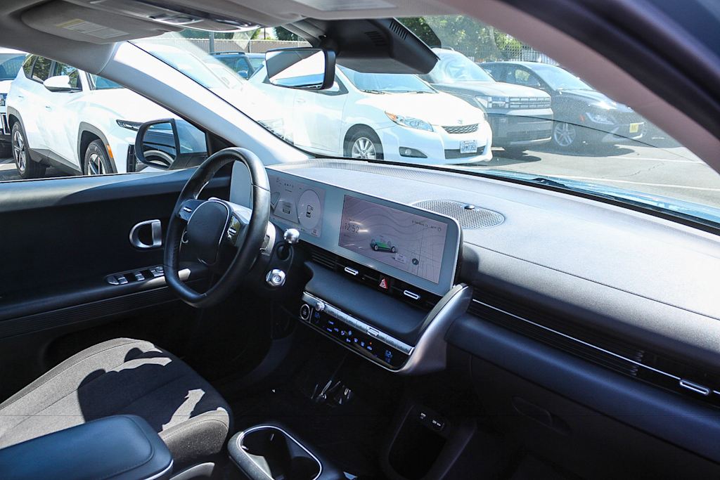Thumbnail: 2024 Hyundai Ioniq 5 - 11