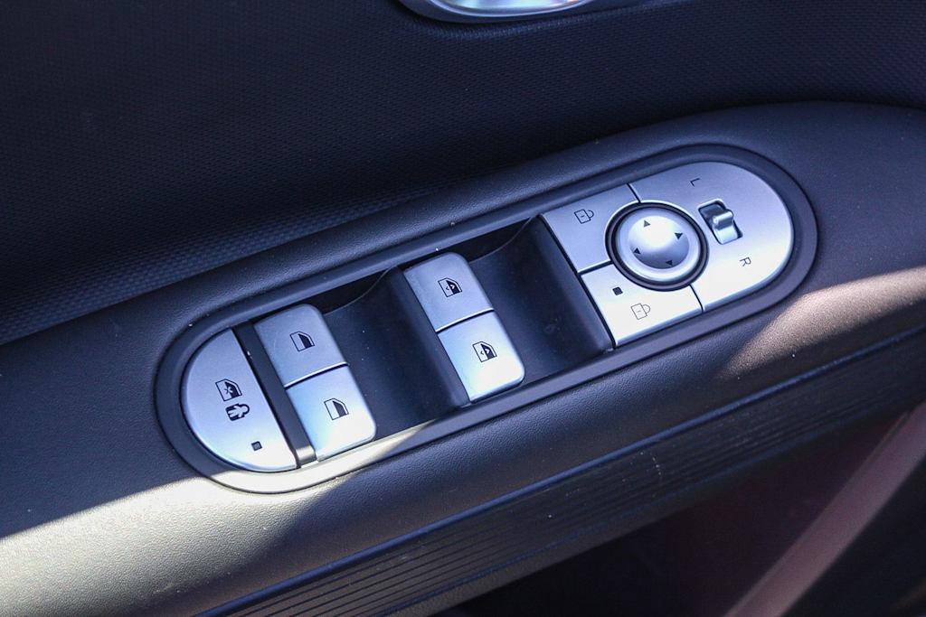 Thumbnail: 2024 Hyundai Ioniq 5 - 27