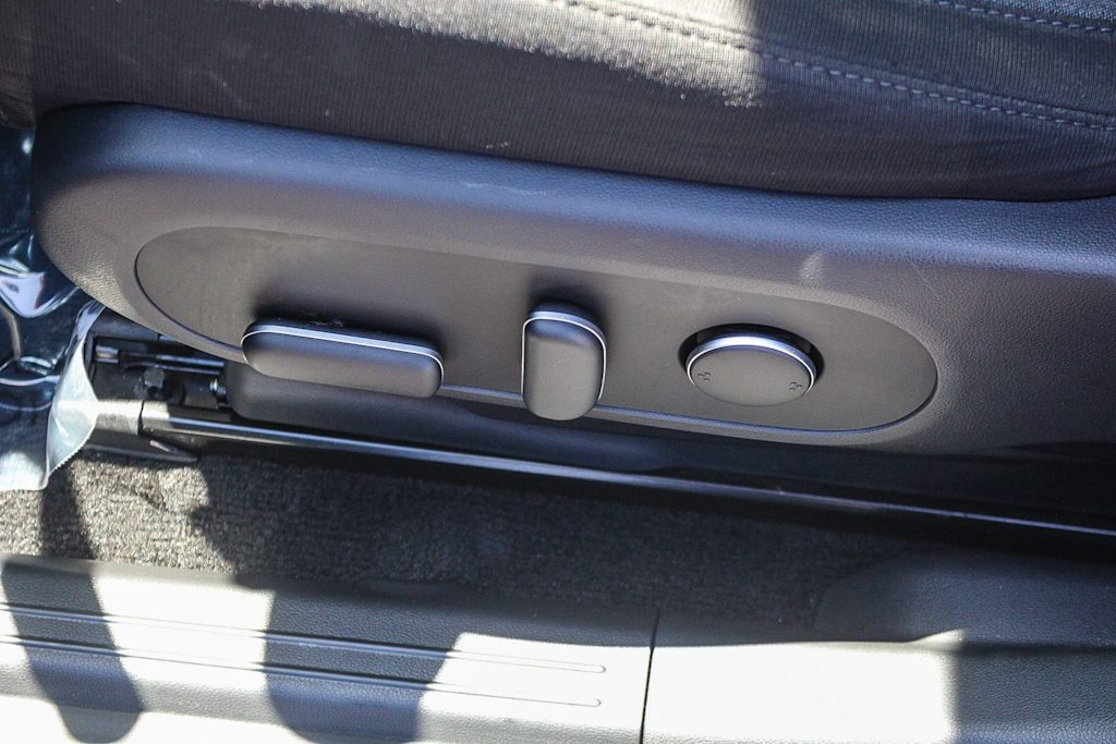 Thumbnail: 2024 Hyundai Ioniq 5 - 28