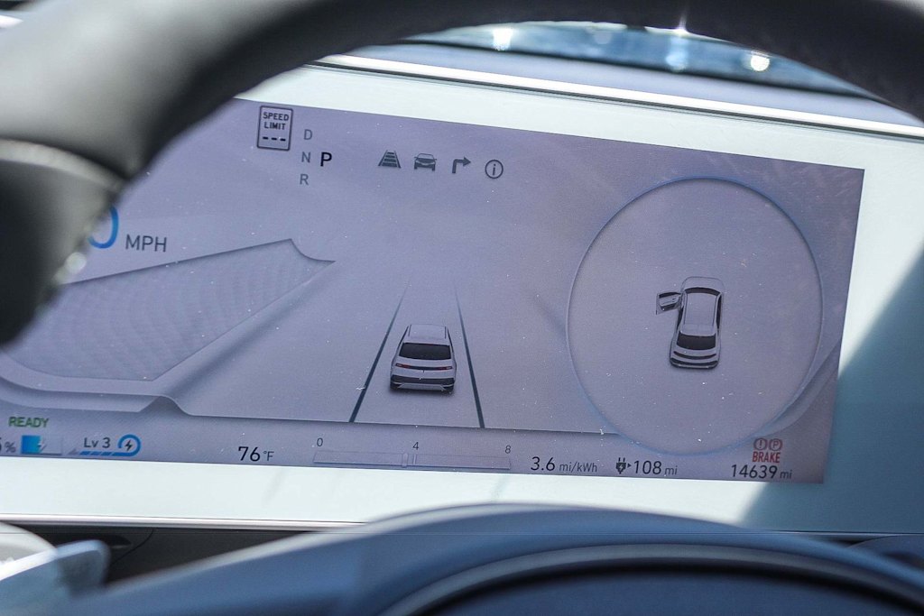 Thumbnail: 2024 Hyundai Ioniq 5 - 28