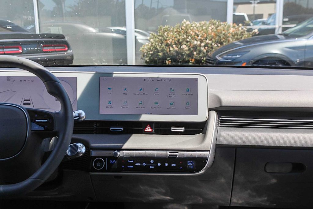 Thumbnail: 2024 Hyundai Ioniq 5 - 14
