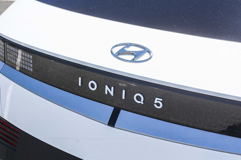 Thumbnail: 2024 Hyundai Ioniq 5 - 19