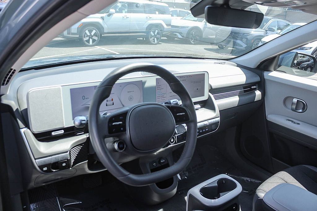 Thumbnail: 2024 Hyundai Ioniq 5 - 22