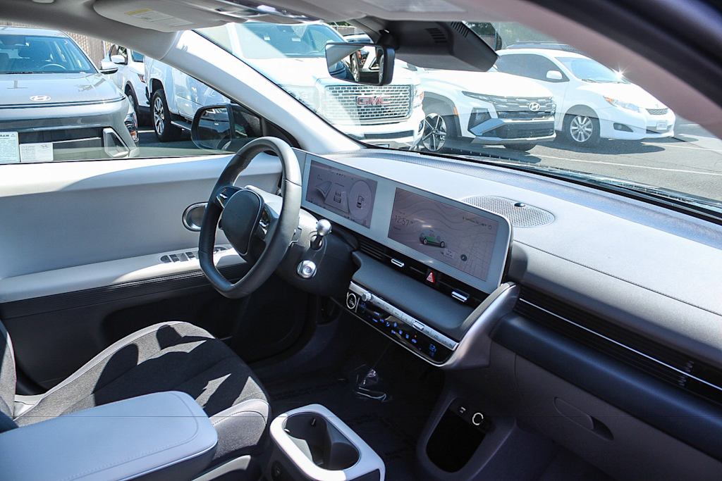 Thumbnail: 2024 Hyundai Ioniq 5 - 11