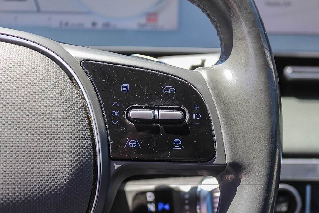 Thumbnail: 2023 Hyundai Ioniq 5 - 21