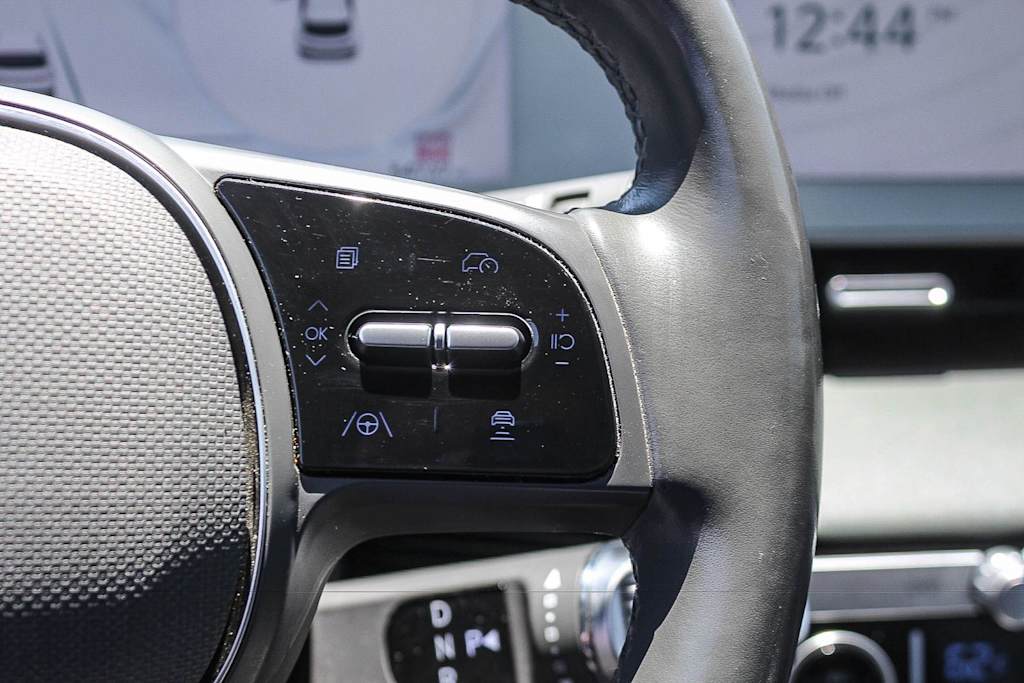 Thumbnail: 2023 Hyundai Ioniq 5 - 30