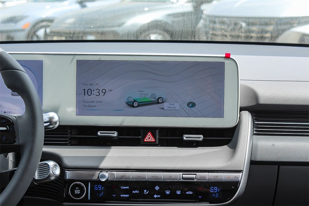 Thumbnail: 2024 Hyundai Ioniq 5 - 22