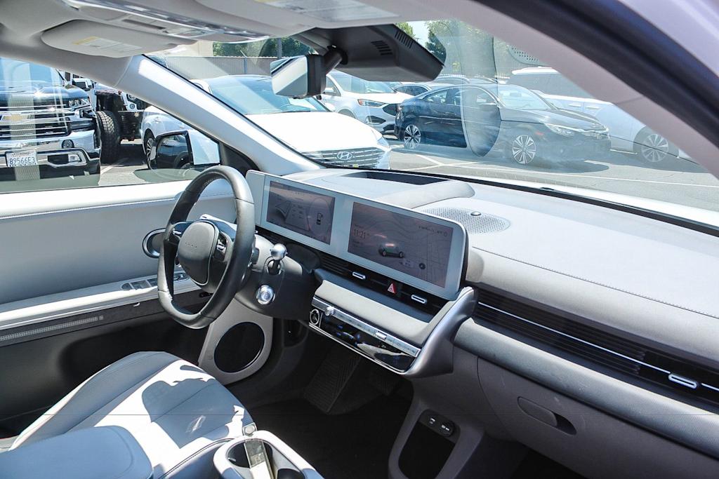 Thumbnail: 2024 Hyundai Ioniq 5 - 10