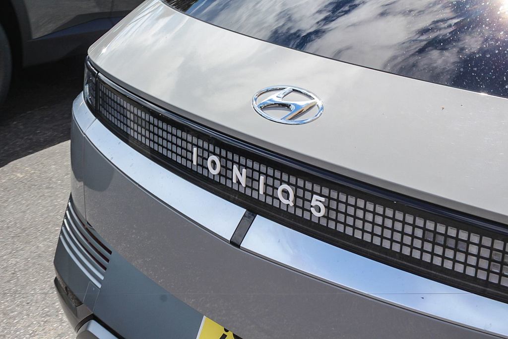 Thumbnail: 2024 Hyundai Ioniq 5 - 19