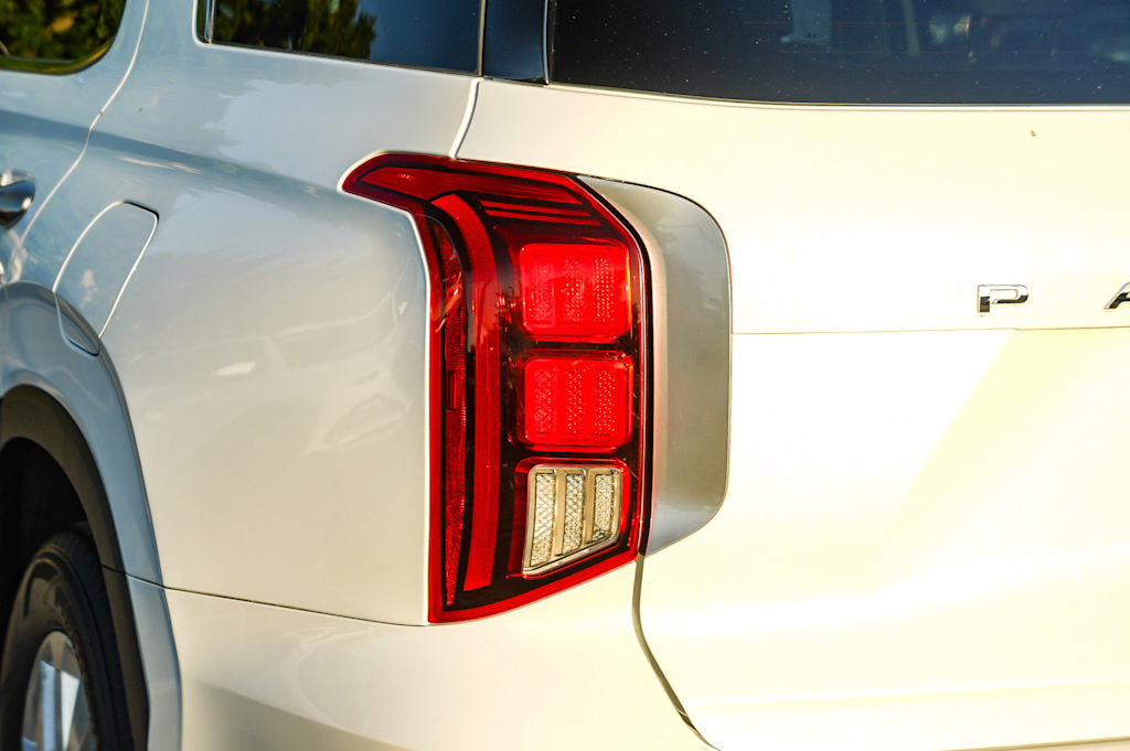 Thumbnail: 2023 Hyundai Palisade - 20