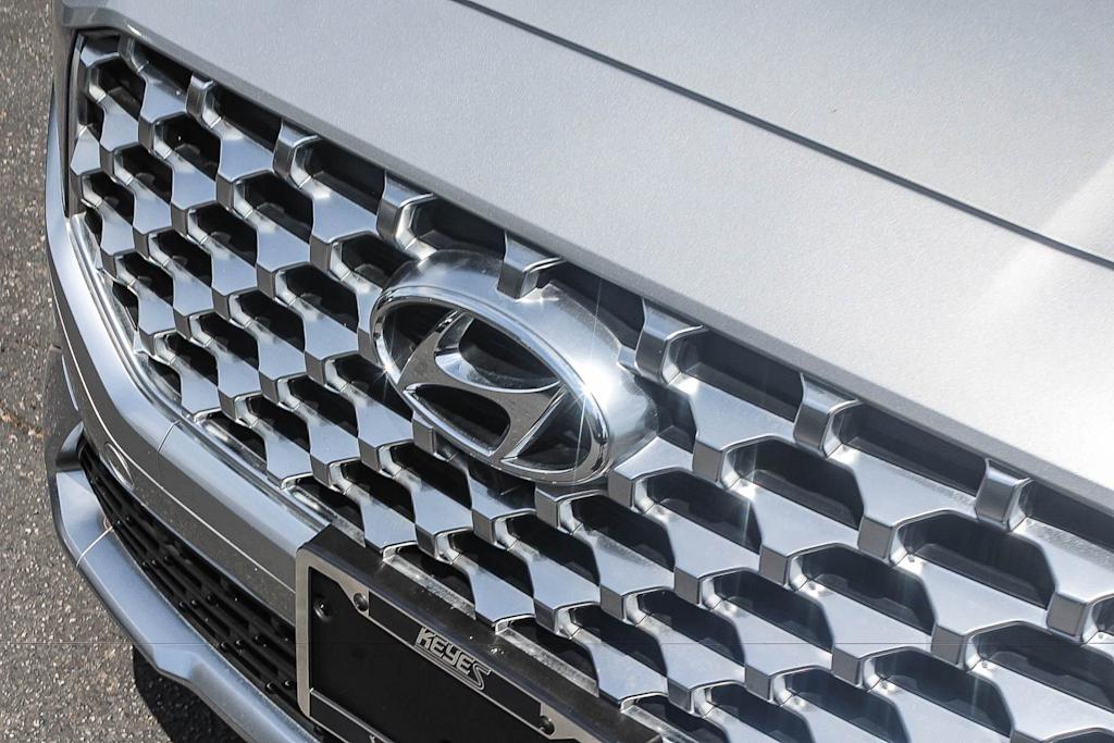 Thumbnail: 2023 Hyundai Santa Fe - 23