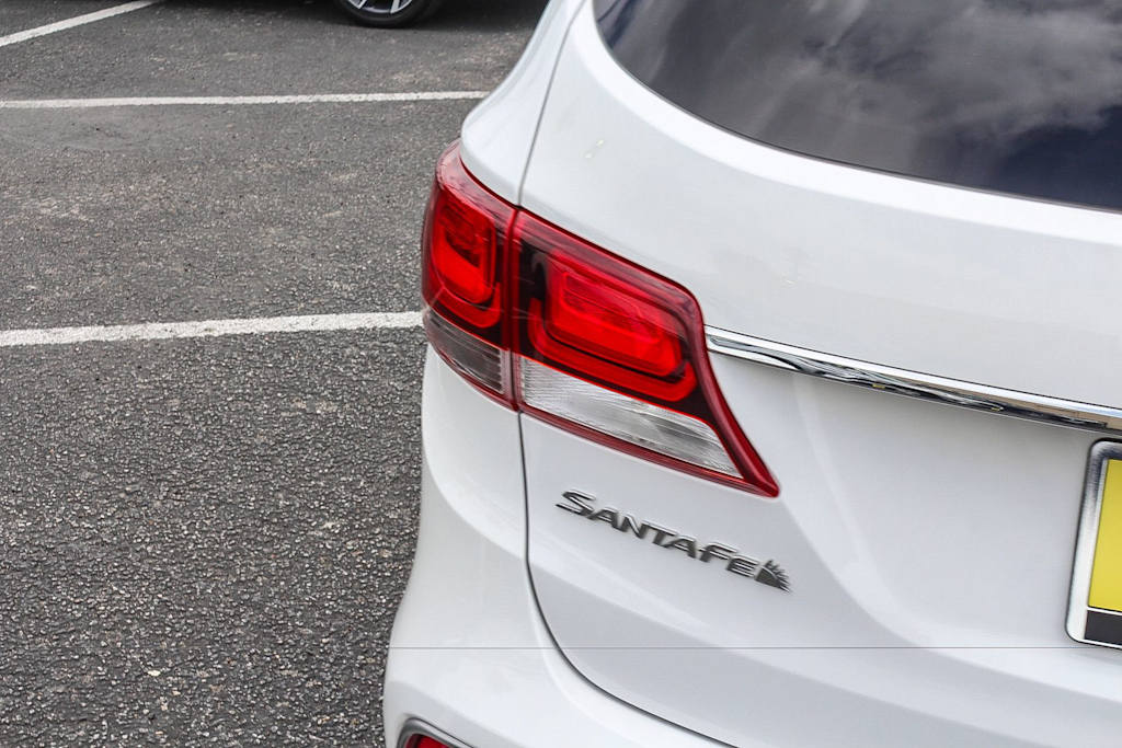 Thumbnail: 2018 Hyundai Santa Fe - 20