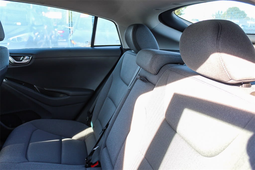 Thumbnail: 2022 Hyundai Ioniq - 11