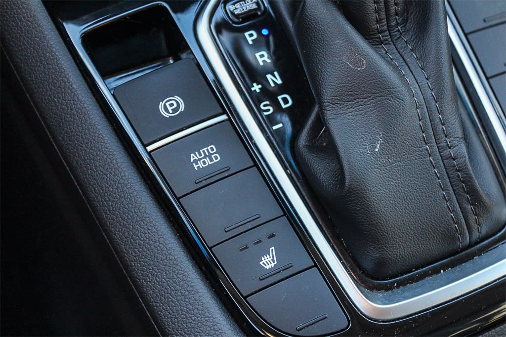 Thumbnail: 2022 Hyundai Ioniq - 33