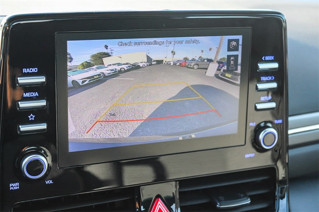 Thumbnail: 2022 Hyundai Ioniq - 32