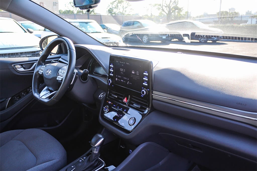 Thumbnail: 2022 Hyundai Ioniq - 12