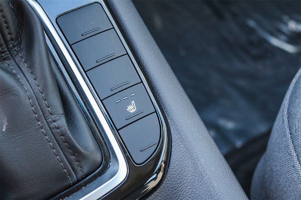 Thumbnail: 2022 Hyundai Ioniq - 34