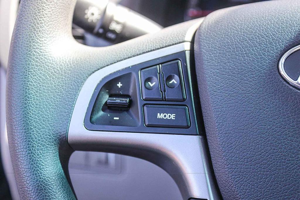 Thumbnail: 2016 Hyundai Accent - 28