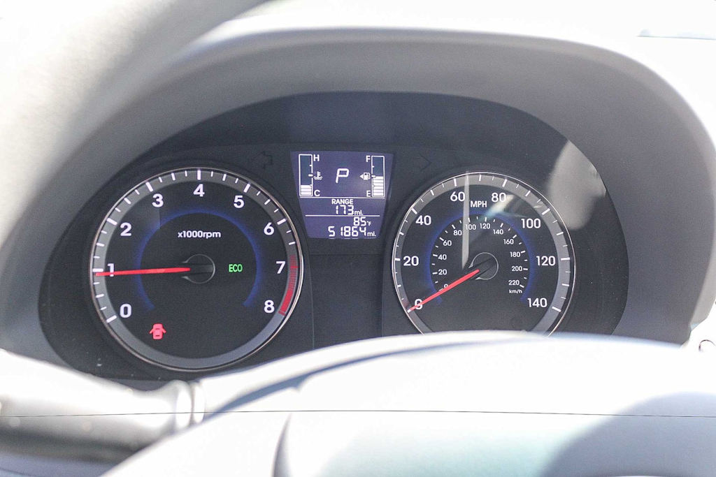 Thumbnail: 2016 Hyundai Accent - 16