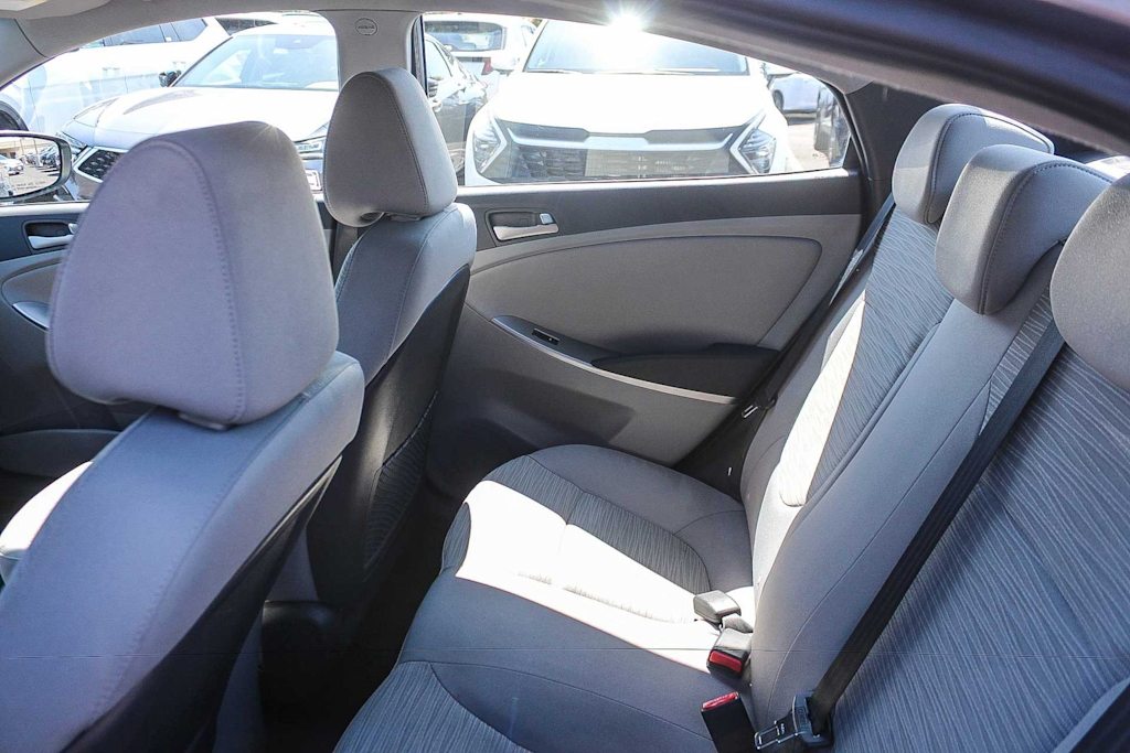 Thumbnail: 2016 Hyundai Accent - 11