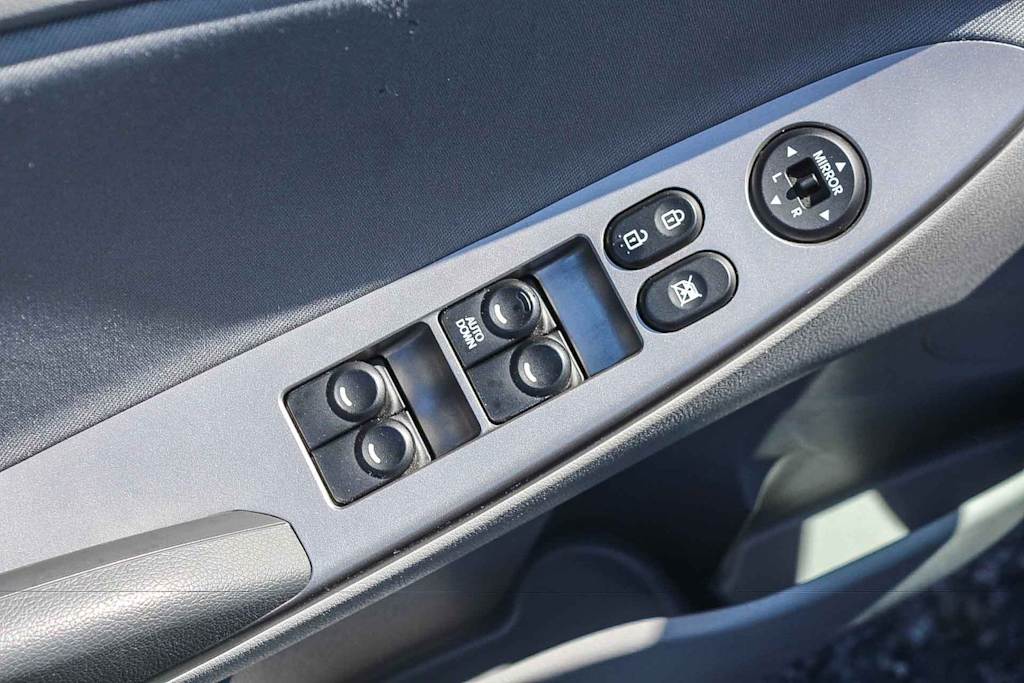 Thumbnail: 2016 Hyundai Accent - 26