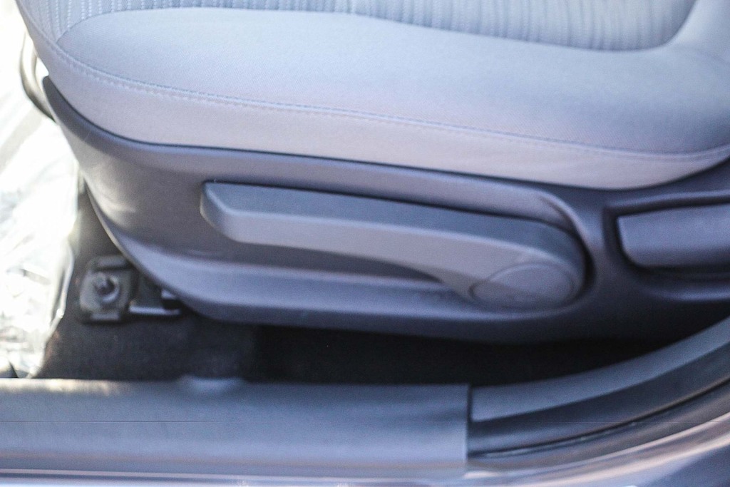 Thumbnail: 2016 Hyundai Accent - 27