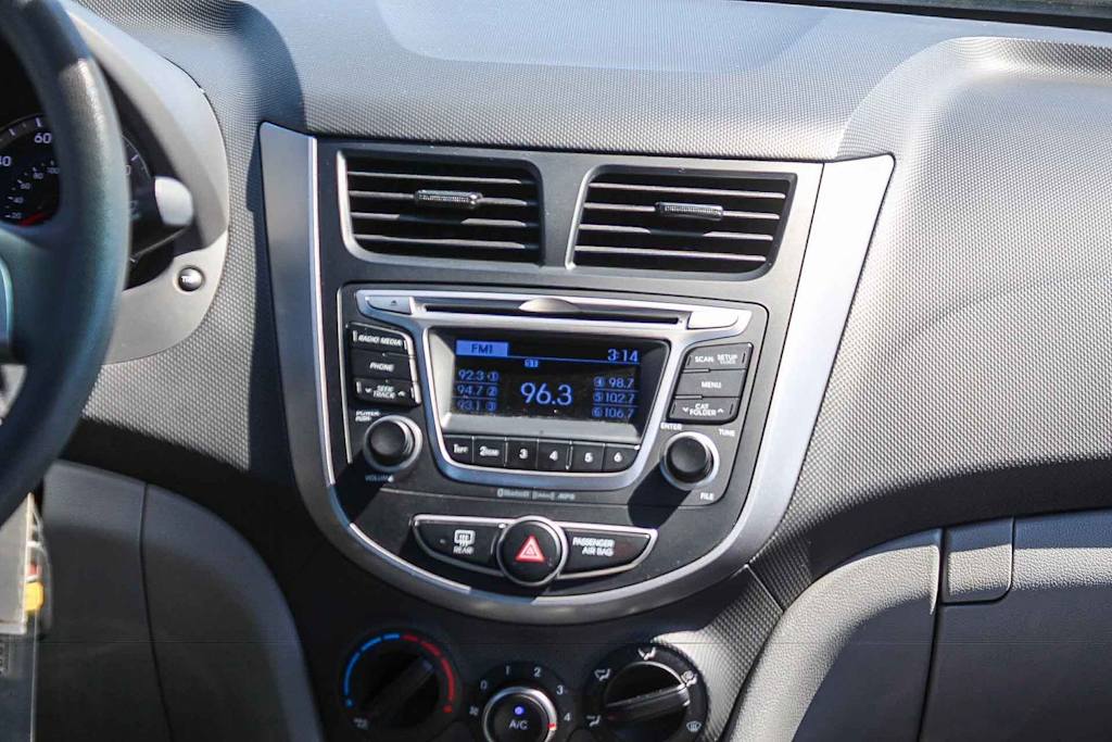 Thumbnail: 2016 Hyundai Accent - 14