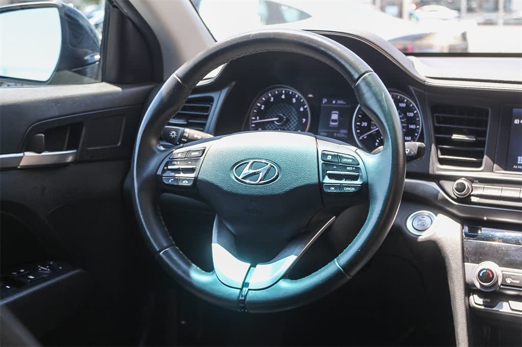 Thumbnail: 2020 Hyundai Elantra - 10