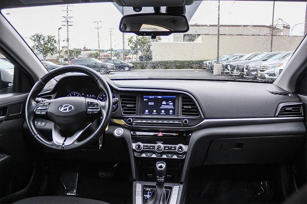 Thumbnail: 2020 Hyundai Elantra - 2
