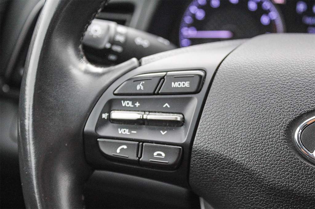 Thumbnail: 2020 Hyundai Elantra - 30