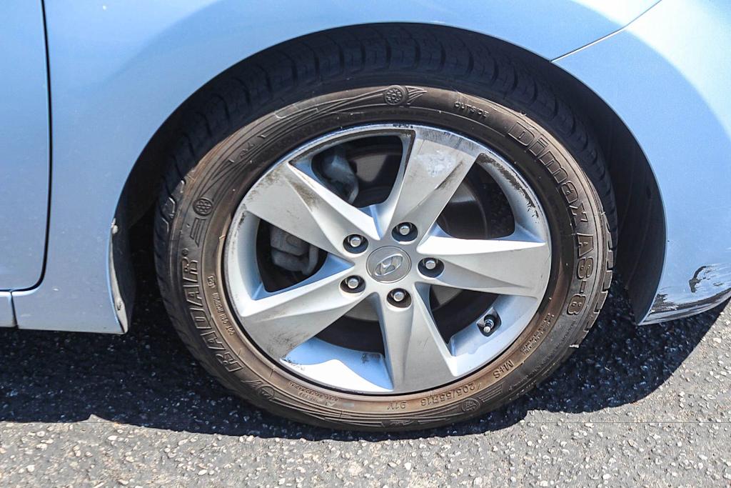 Thumbnail: 2012 Hyundai Elantra - 20