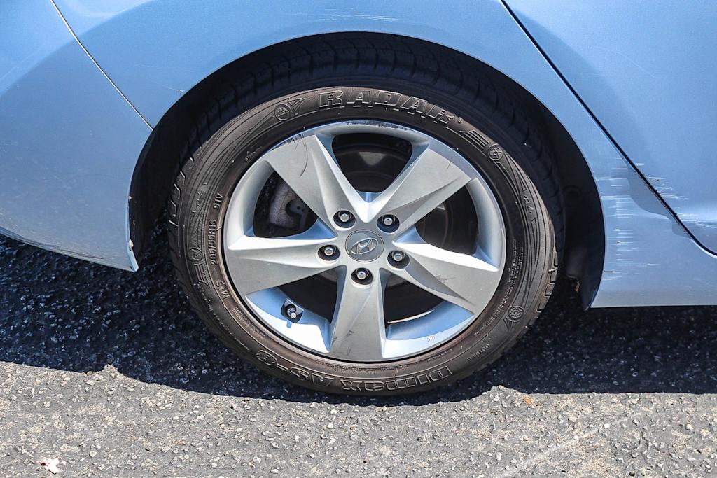 Thumbnail: 2012 Hyundai Elantra - 7