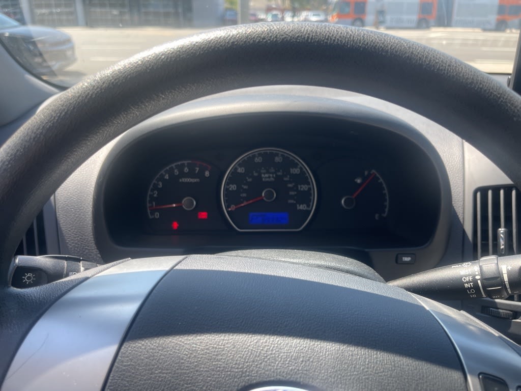 Thumbnail: 2010 Hyundai Elantra - 8