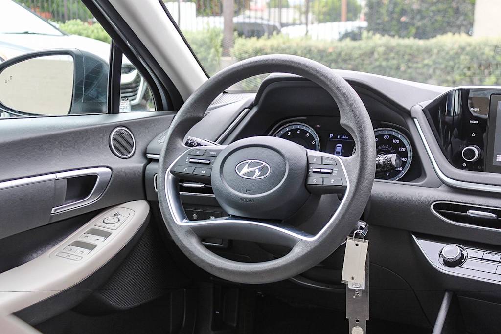 Thumbnail: 2023 Hyundai Sonata - 9
