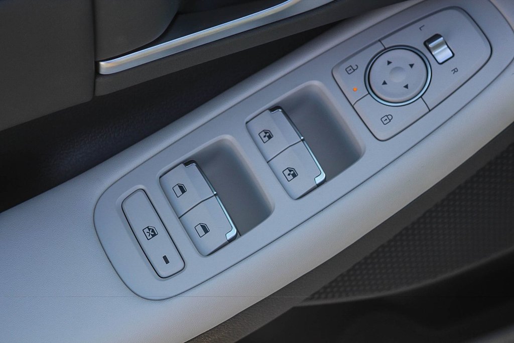 Thumbnail: 2026 Hyundai Sonata - 26