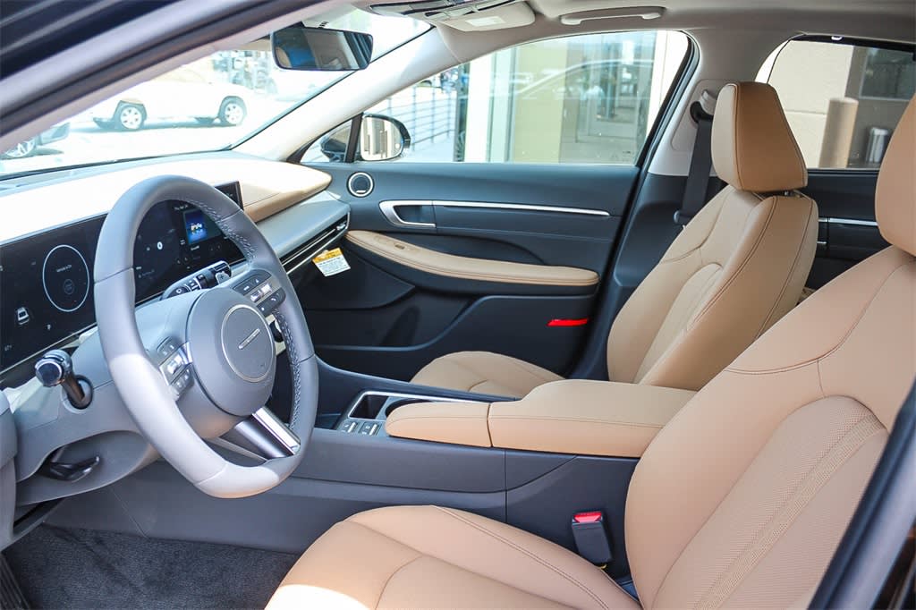 Thumbnail: 2025 Hyundai Sonata - 9