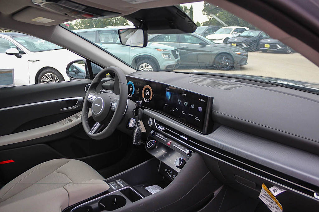 Thumbnail: 2026 Hyundai Sonata - 12