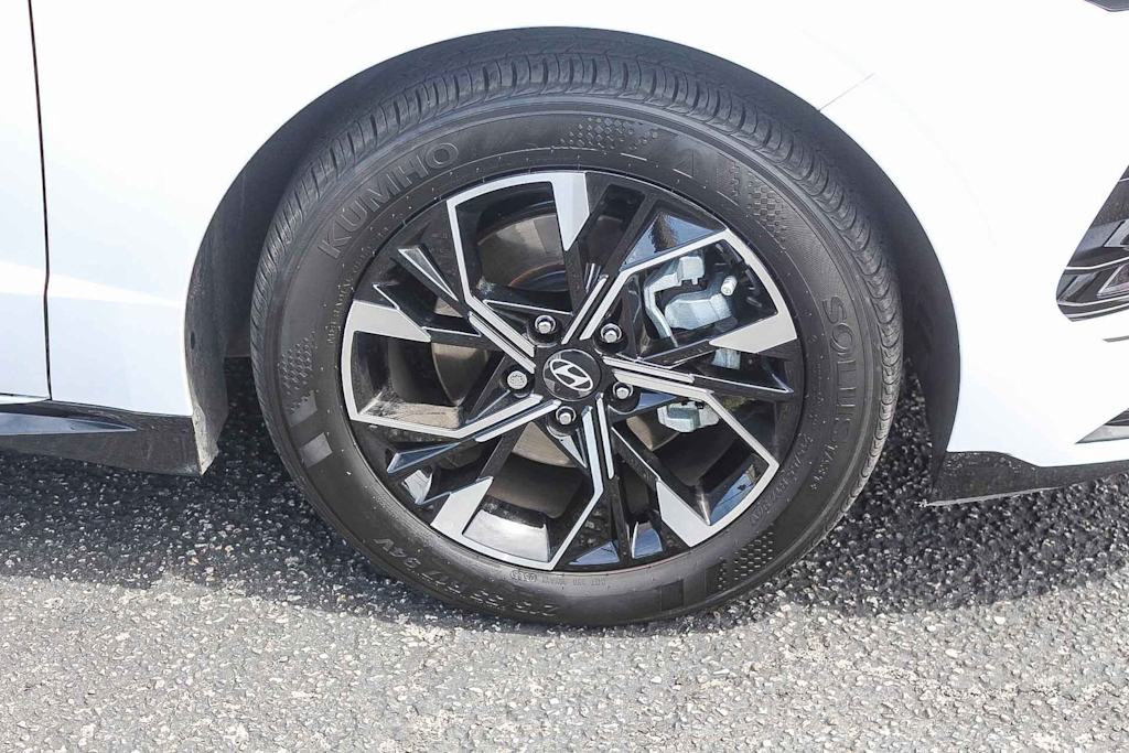 Thumbnail: 2025 Hyundai Sonata - 19