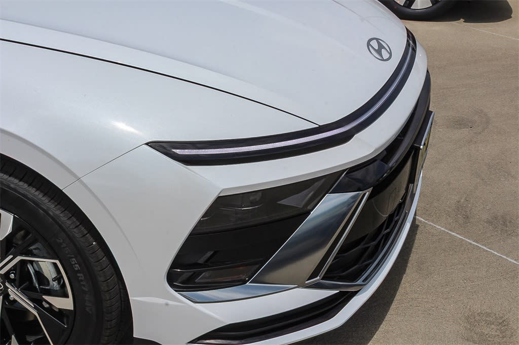 Thumbnail: 2025 Hyundai Sonata - 16