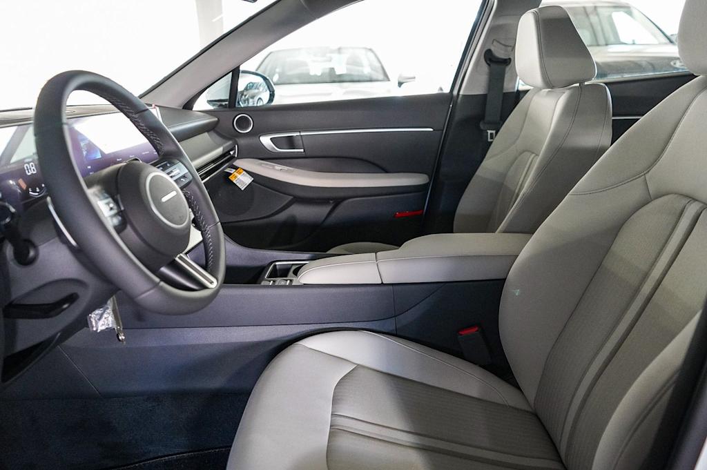 Thumbnail: 2026 Hyundai Sonata - 11